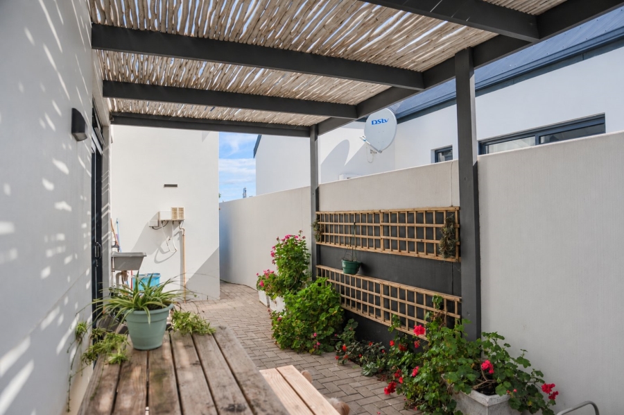 To Let 2 Bedroom Property for Rent in Laguna Western Cape